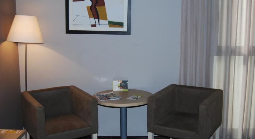 Hotel Exe Barcelona Gate Sant Joan Despí Eksteriør bilde